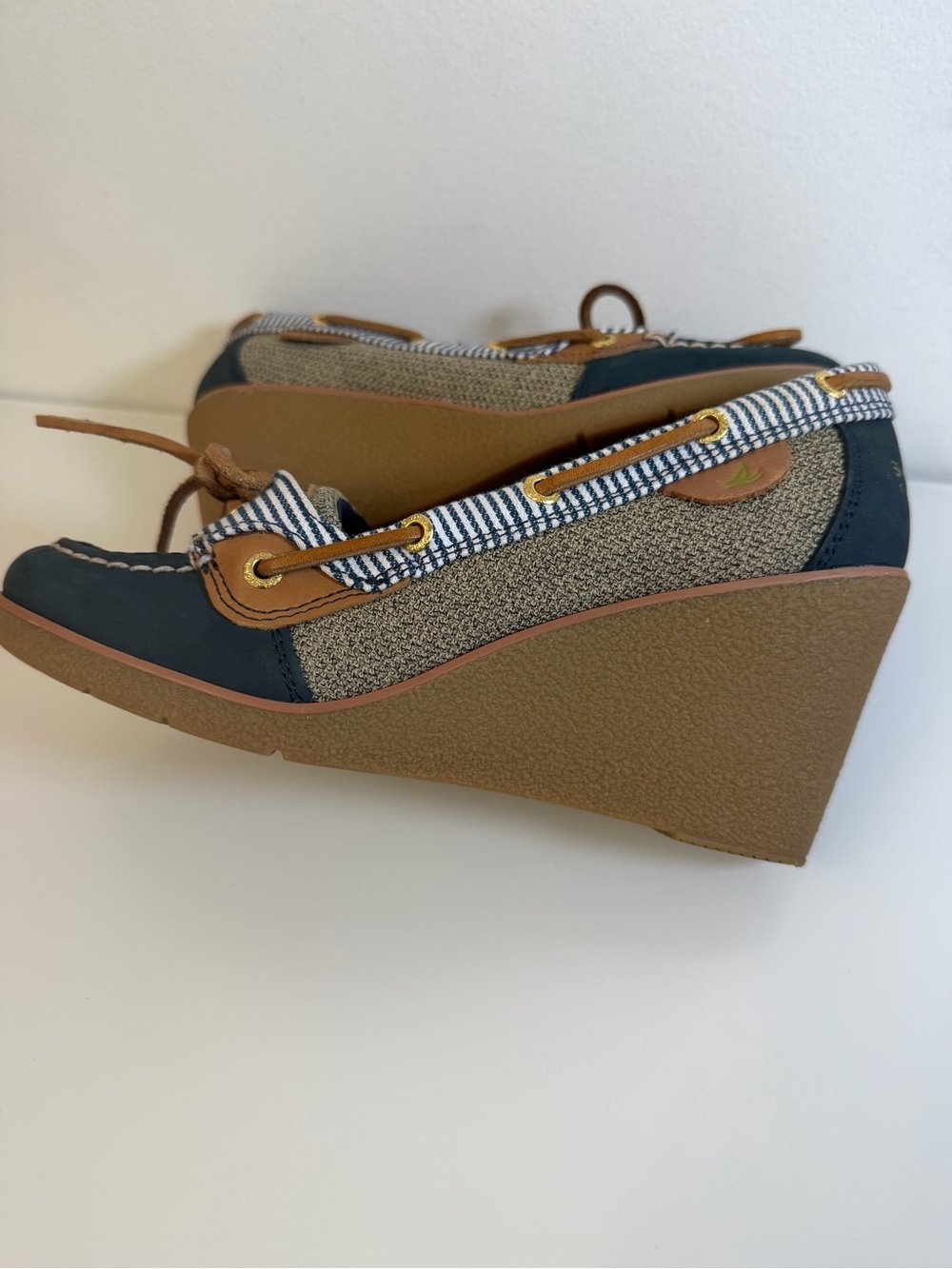 Sperry Navy and Tan Wedge Boat Shoes with Striped Trim Size 7